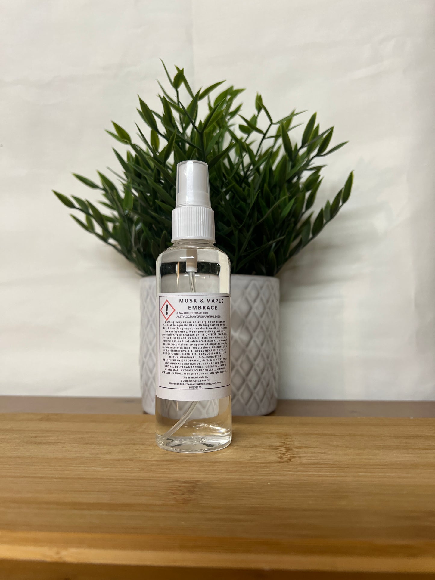 Musk and Maple Embrace Room Spray